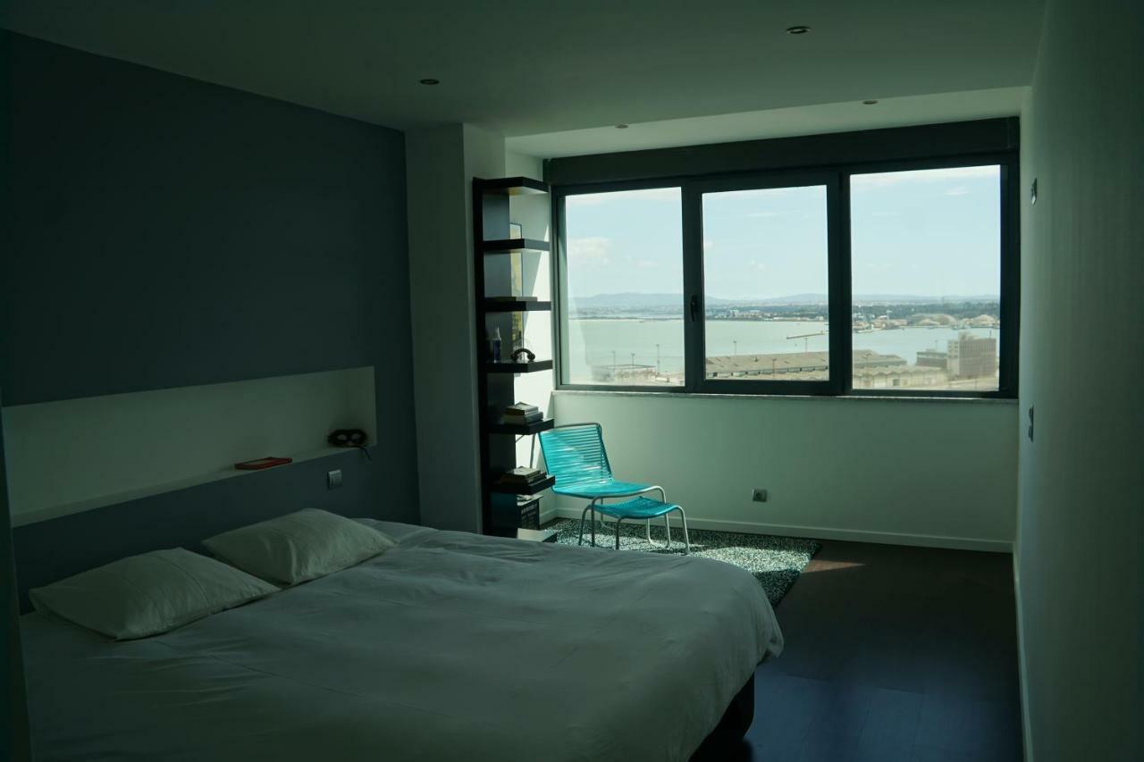 Penthouse Bellevue Apartment Almada Exterior photo